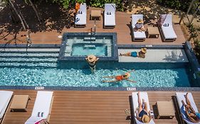 Vida Cayman Luxury Boutique Eco Guesthouse